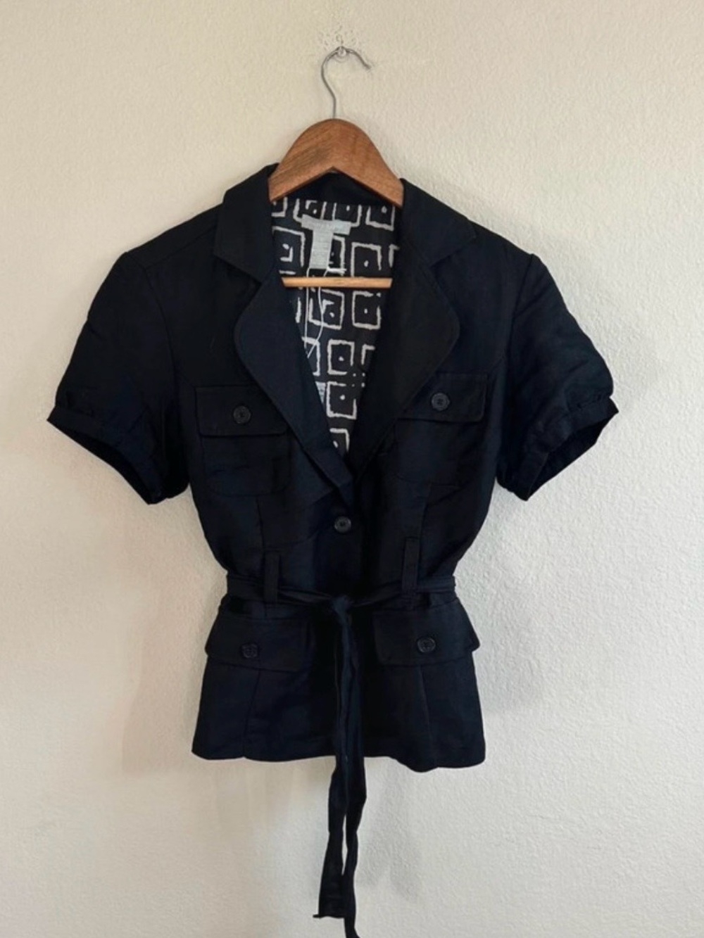 office chic black short sleeve blazer